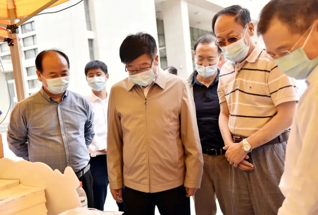 c6057f296681443f80db4d3d2e6baf1e.jpg c6057f296681443f80db4d3d2e6baf1e.jpg